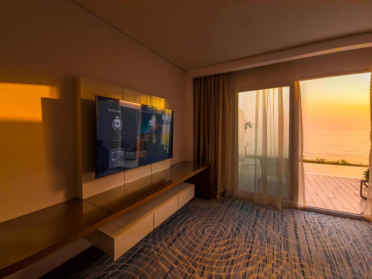 Royal M Al Aqah Beach Resort By Gewan エクステリア 写真 A room at the hotel